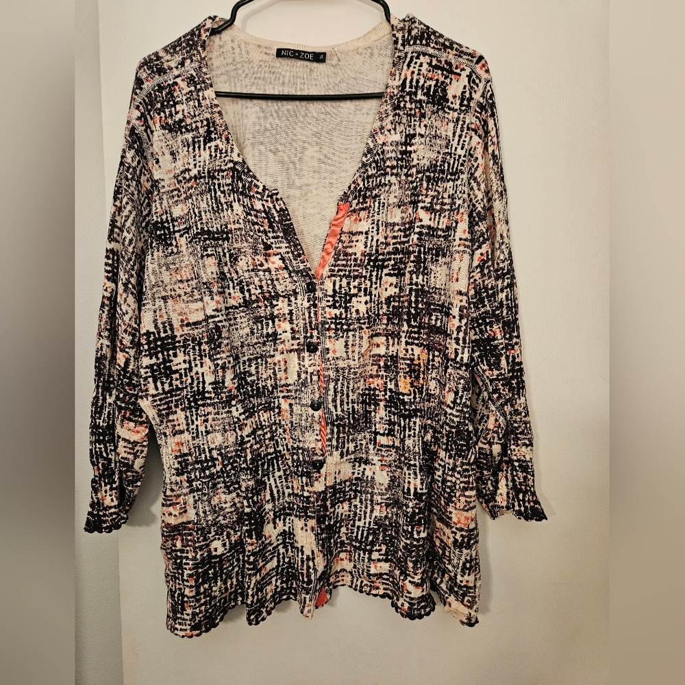Sweater Scalloped Edge